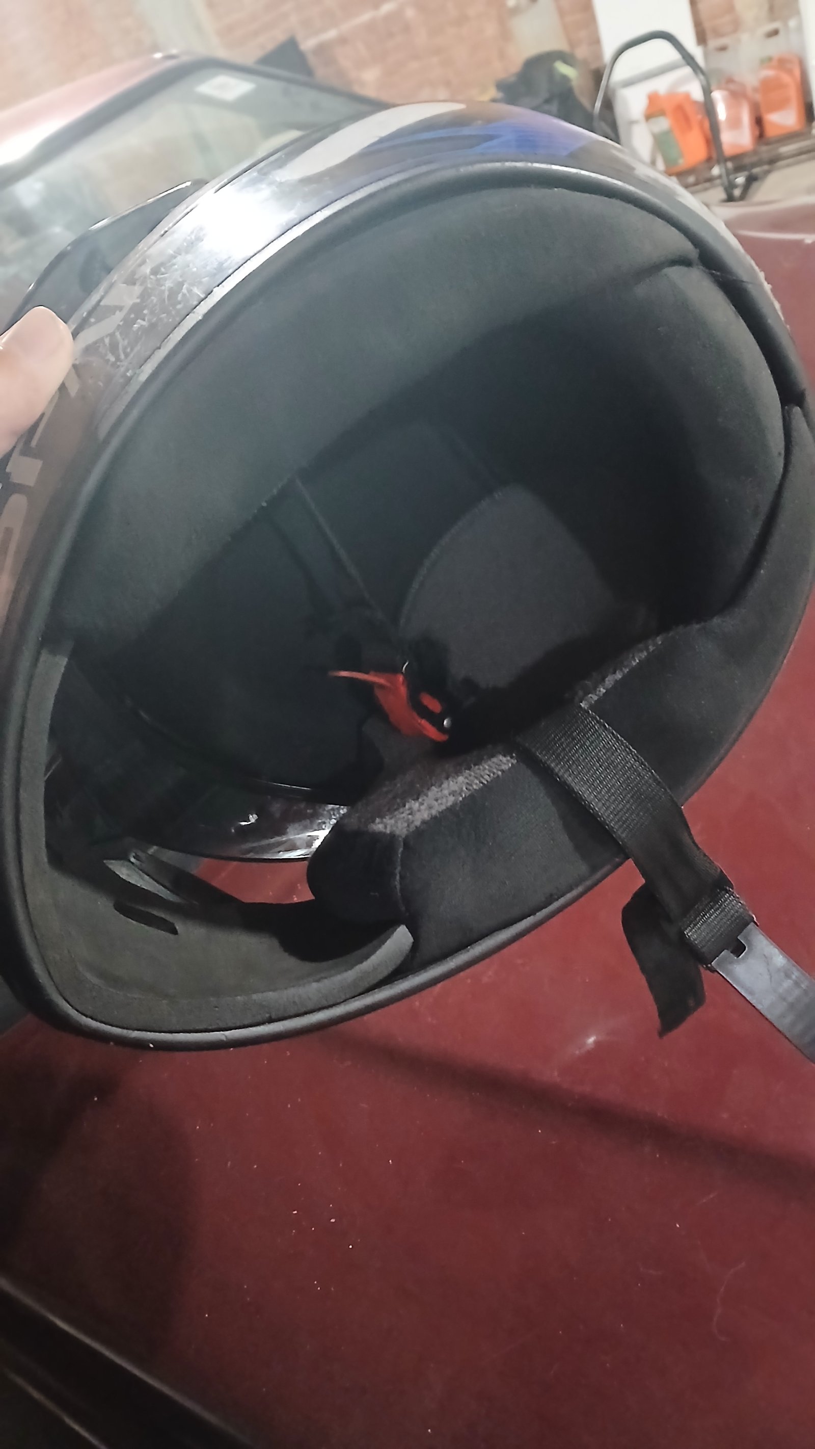 Foto do Capacete EBF New Spark Spot Azul tamanho 60 durante o uso